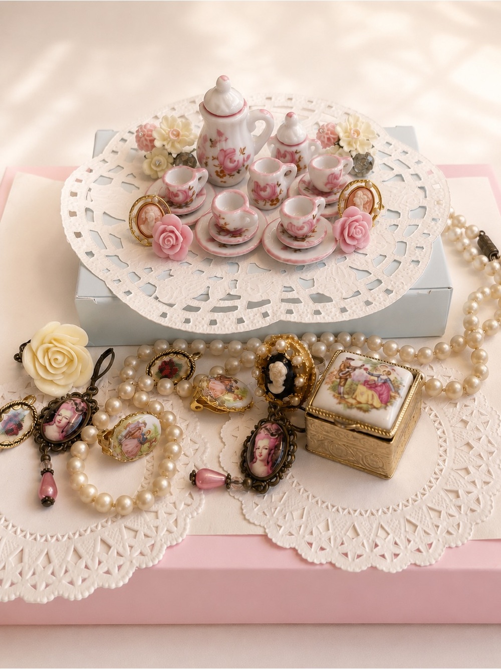 🫖🎀 Romantic Miniature Tea Set with Trinket Box